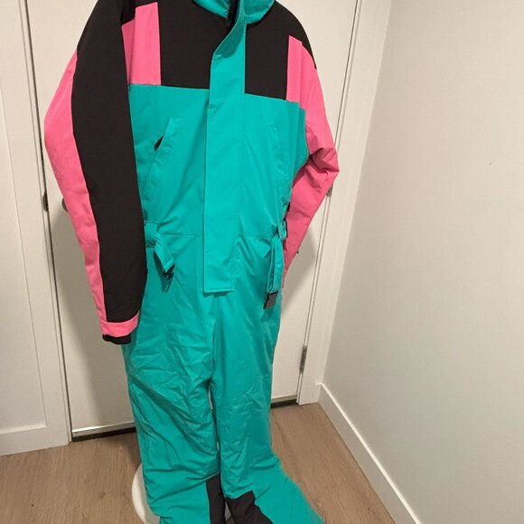 4505 Ski & Snow Suit - Picture 1 of 2